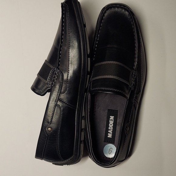 Steve Madden Men"s Slip on Loafers SIze 9M - Picture 6 of 9